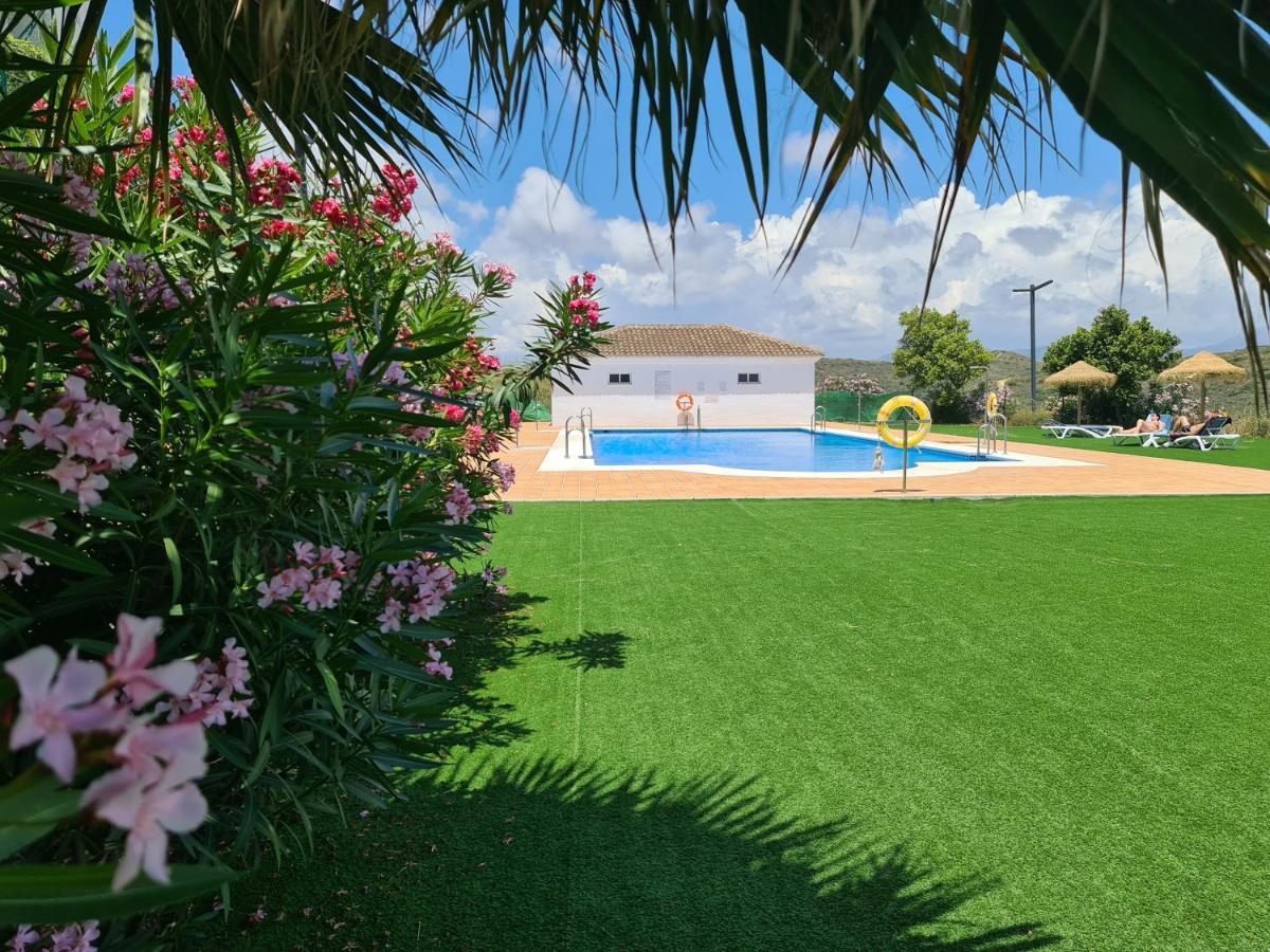 Seaside Serenity - Stylish Apartment With Spectacular Views Manilva Exterior foto